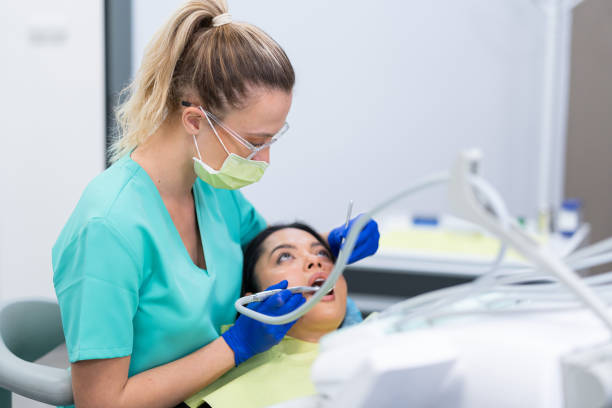 Best Dentist Open on Weekends  in Essexville, MI